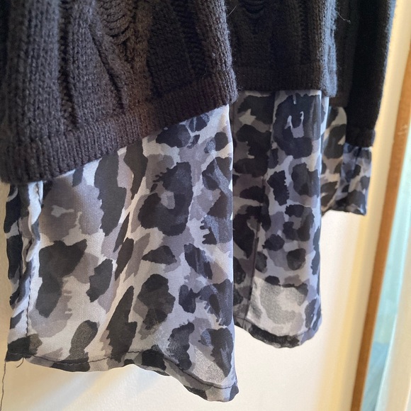 Worthington Sweater - Picture 3 of 7